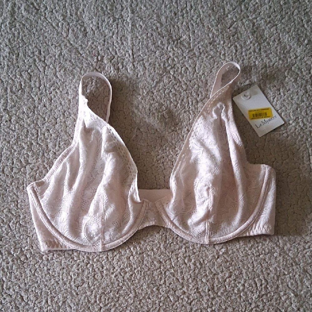 Le Mystere Blush Lace Bra New